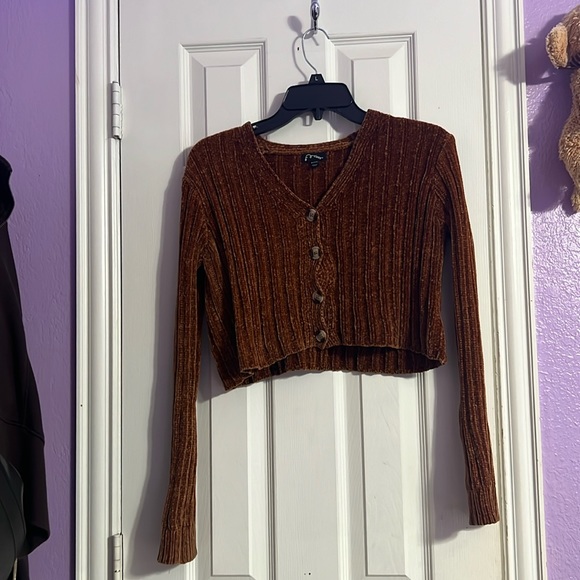 Art class fuzzy sweater! - Picture 1 of 2